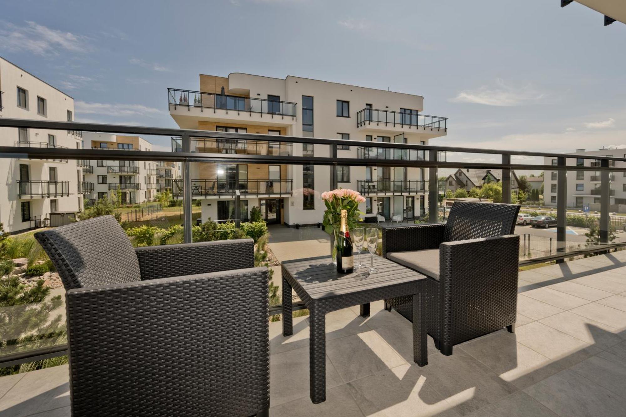 Blueapart Apartamenty Hotelowe Nexo II Пуцк Екстериор снимка